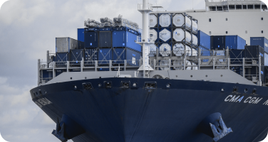 Working with a Freight Forwarder